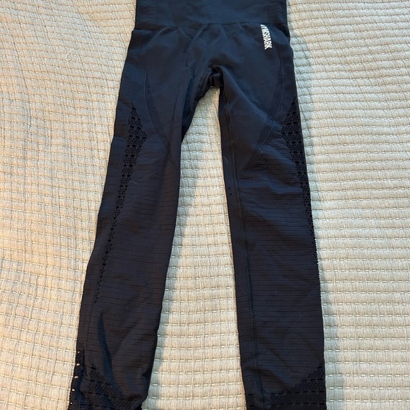 black gymshark leggings - Picture 3 of 8